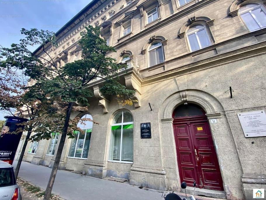 Appartement Damjanich 51- Lovely 3bedroom Boedapest