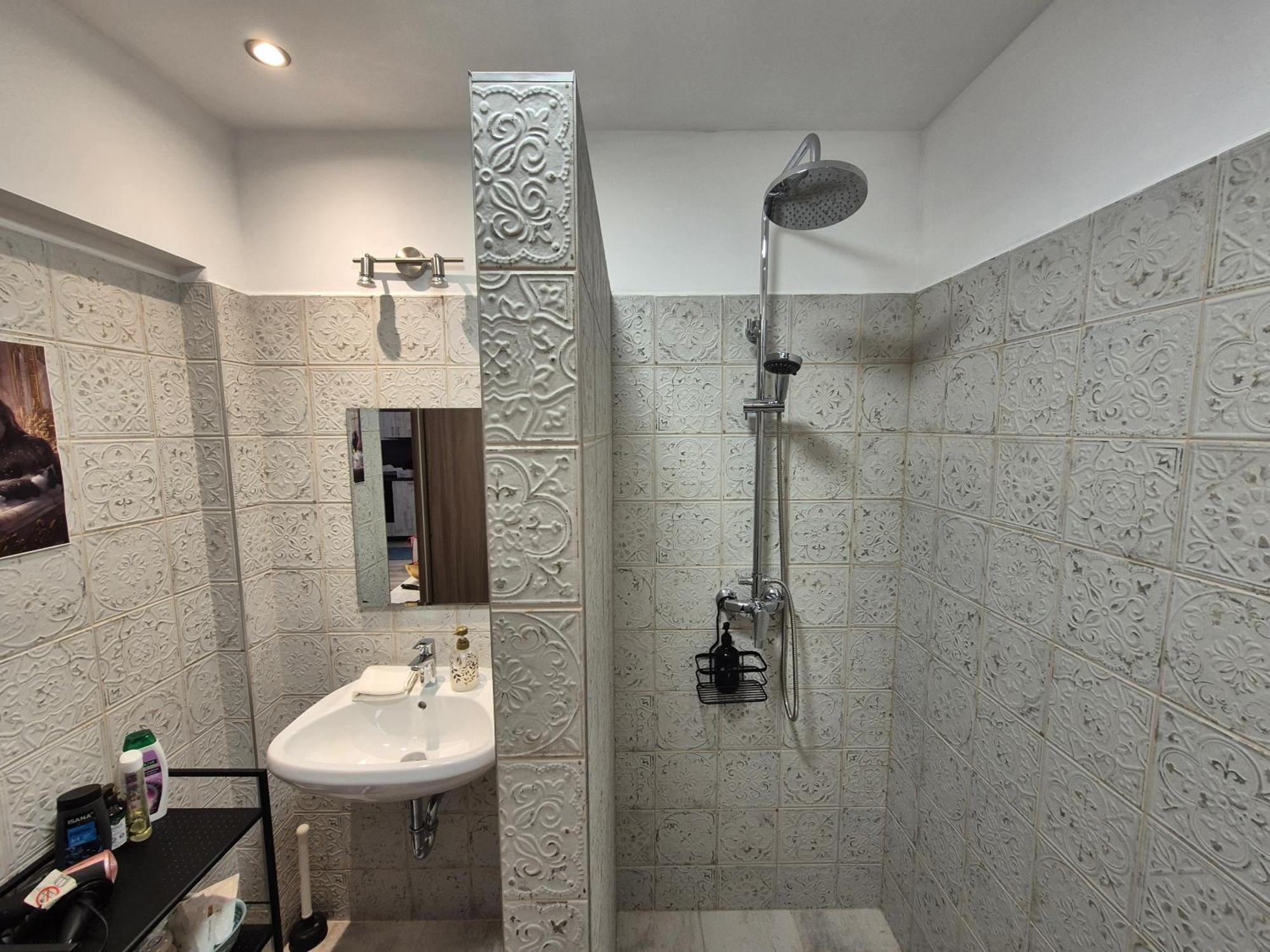Damjanich 51- Lovely 3bedroom Appartement Boedapest